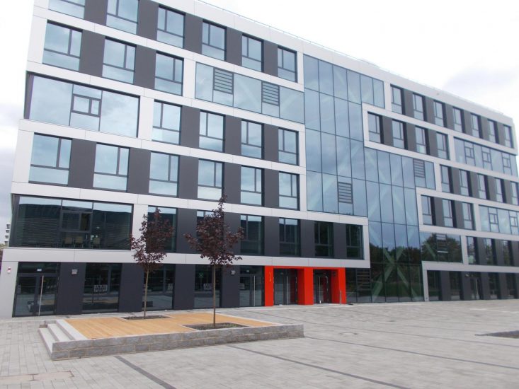 Hochschule Bochum neue Aluminiumfassade